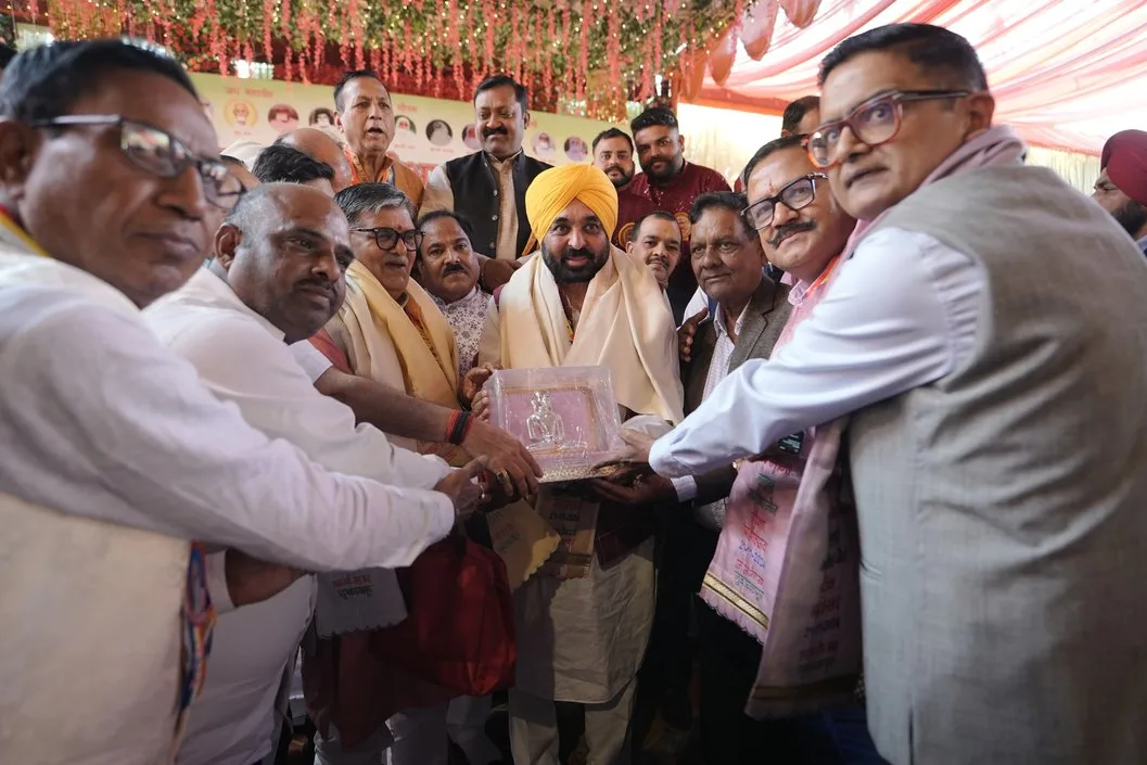 CM Bhagwant Mann ने जैन भगवती दीक्षा महोत्सव में भाग लिया