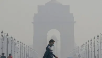 Delhi Air Pollution: प्रदूषण के चलते GRAP-4 की पाबंदियों से कारोबार का हाल बुरा, आंकड़े दे रहे गवाही