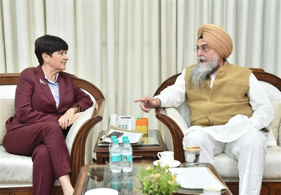 चेक गणराज्य के राजदूत Dr. Eliska Zigova ने पंजाब विधानसभा के अध्यक्ष से मुलाकात की