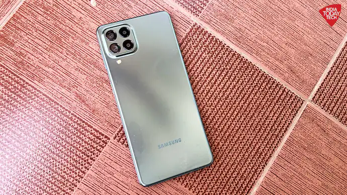 Samsung Offer, अगर 1 साल तक टूटी स्क्रीन तो सिर्फ 99 रुपये में होगी चेंज,  30 नवंबर तक है मौका