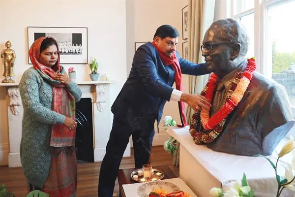 CM Dr. Mohan Yadav: भारत की एकजुटता को बनाए रखने में बाबा साहेब अंबेडकर का योगदान महत्वपूर्ण 1 CM Dr. Mohan Yadav: भारत की एकजुटता को बनाए रखने में बाबा साहेब अंबेडकर का योगदान महत्वपूर्ण