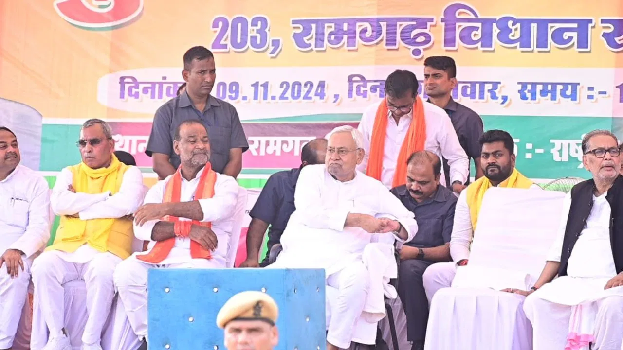 CM Nitish Kumar के साथ आए ओमप्रकाश राजभर, क्या NDA बढ़ा रहा अपना कुनबा?