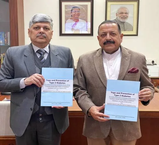 Union Minister :मानक जीवनशैली में प्राणायाम को शामिल करते हुए 40 मिनट की दैनिक योग दिनचर्या से मधुमेह होने का जोखिम लगभग 40 प्रतिशत तक कम हो सकता है 14 Dr. Jitendra Singh RSSDI National Diabetes Prevention Policies Published in Diabetes and Metabolic Syndrome: Clinical Research and Reviews Prime Minister's Office, Department of Atomic Energy, Department of Space, Personnel, Public Grievances and Pensions Dr. Jitendra Singh