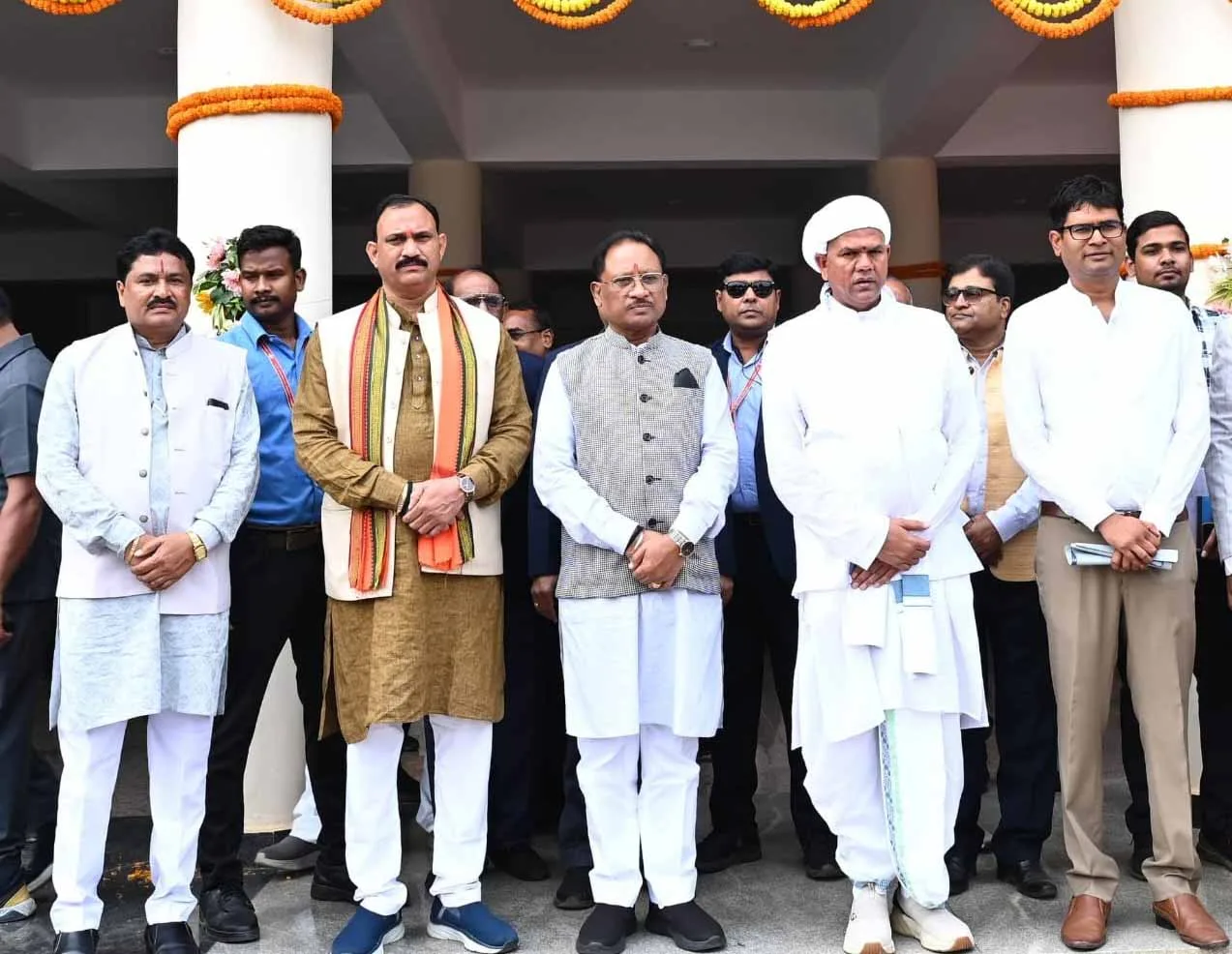 CM Vishnu Deo Sai ने रावतपुरा सरकार इंस्टीट्यूट ऑफ मेडिकल साइंसेस के नवीन भवन का किया लोकार्पण