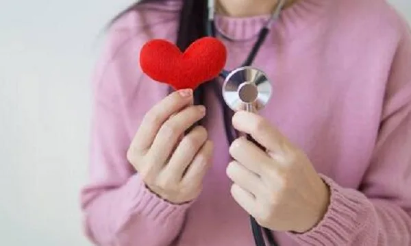 Healthy Heart Symptoms: ये लक्षण आपके दिल का हाल बता देंगे, ब्लॉकेज और हेल्दी हार्ट का भी पता चल जाएगा,  जानिए कैसे पहचानें