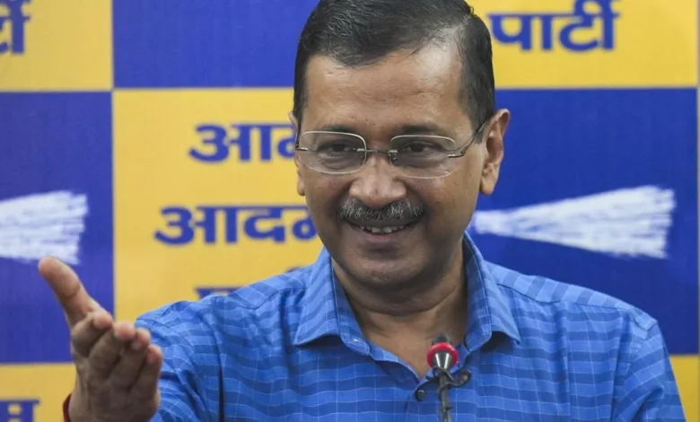 Delhi Election 2025: चुनाव से पहले अरविंद केजरीवाल ने कहा कि 'दिल्ली में बुजुर्गों को फ्री में इलाज मिलेगा।’