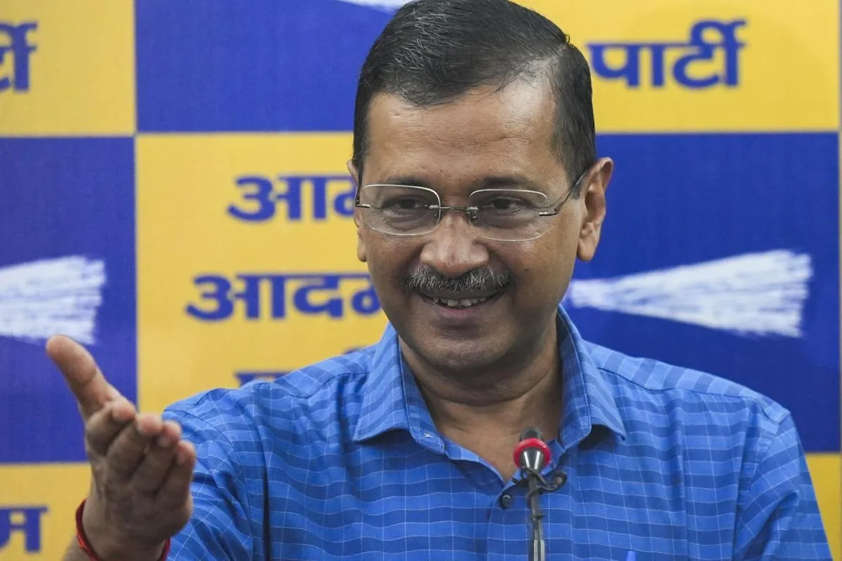 Delhi Election 2025: चुनाव से पहले अरविंद केजरीवाल ने कहा कि 'दिल्ली में बुजुर्गों को फ्री में इलाज मिलेगा।’