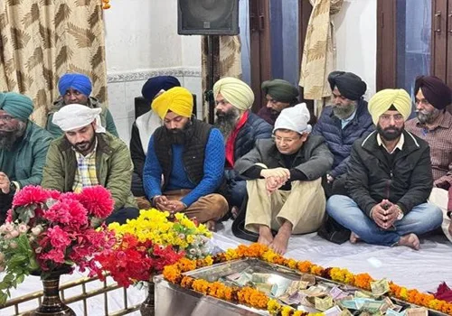 Punjab News: पंजाब जनसंपर्क विभाग द्वारा श्री गुरु गोबिंद सिंह जी के प्रकाशोत्सव के उपलक्ष्य में तीसरा धार्मिक समागम और गुरु का लंगर आयोजित किया गया