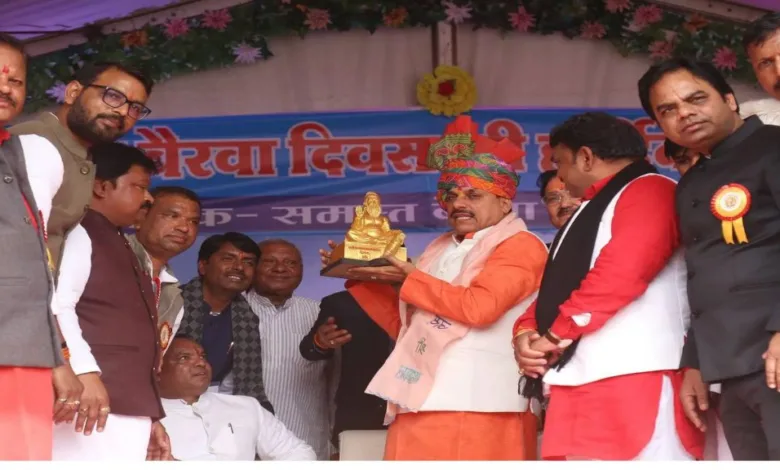 CM Dr. Mohan Yadav, उज्जैन में बैरवा जयंती में हुए शामिल