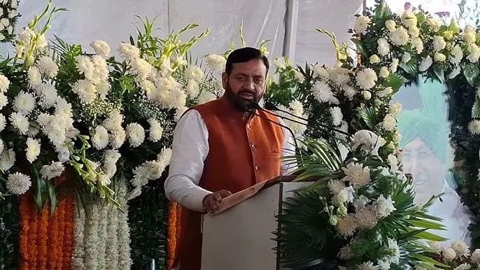 CM Nayab Saini ने पूर्व मुख्यमंत्री स्व. चौधरी ओम प्रकाश चौटाला को दी श्रद्धांजलि