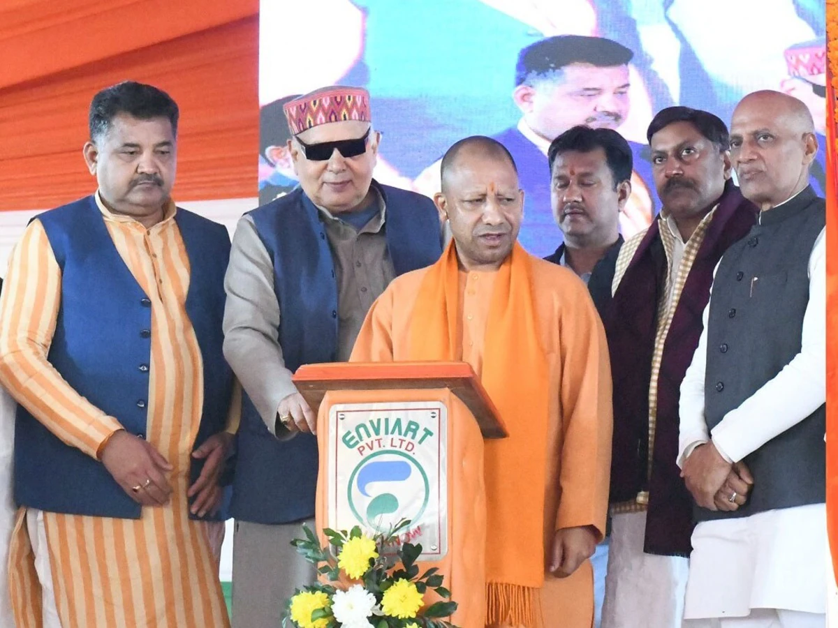 CM Yogi Adityanath ने गोरखपुर में 1,533 करोड़ रु0 की 09 विकास परियोजनाओं का लोकार्पण एवं शिलान्यास किया