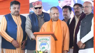 CM Yogi ने गोरखनाथ मंदिर में रुद्राभिषेक किया, जानें कैसा होता है महादेव का विशेष पूजन और हवन के बारे में