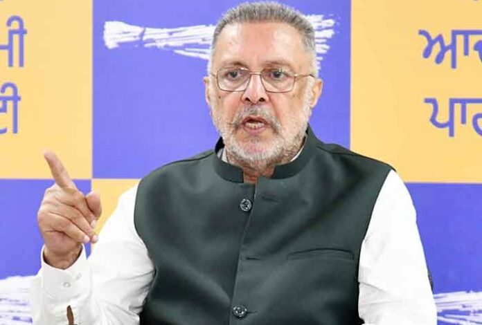 Health Minister Dr. Balbir Singh ने नशीली दवाओं के दुरुपयोग को नियंत्रित करने के लिए एक हितधारक परामर्श कार्यक्रम का आयोजन किया। 1 Health Minister Dr. Balbir Singh ने नशीली दवाओं के दुरुपयोग को नियंत्रित करने के लिए एक हितधारक परामर्श कार्यक्रम का आयोजन किया।