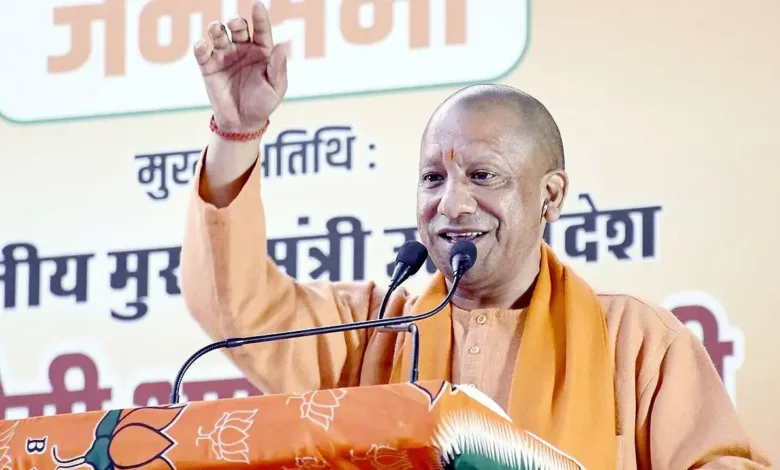 UP News: 2024 में यूपी में पर्यटकों की संख्या ने सारे रिकार्ड तोड़े, 17 करोड़ की बढ़ोतरी, और बढ़े 7 लाख विदेशी 1 UP News: 2024 में यूपी में पर्यटकों की संख्या ने सारे रिकार्ड तोड़े, 17 करोड़ की बढ़ोतरी, और बढ़े 7 लाख विदेशी