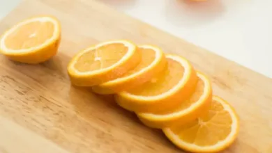 Orange Health Benefits: संतरे का स्वाद ठंडा है या गर्म, जानें कब और किस स्थिति में नहीं खाना चाहिए?