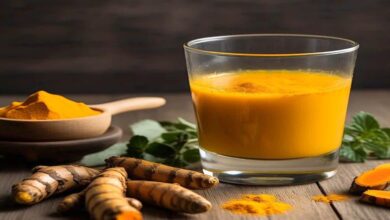 Turmeric Water Benefits: किचन में रखे इस मसाले का पानी,  लाभदायक है दिल और दिमाग के लिए 