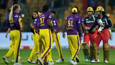 WPL 2025: UP ने रोमांचक मुकाबले में RCB को हराया, पहली बार सुपर ओवर में नतीजा निकला 1 WPL 2025: UP ने रोमांचक मुकाबले में RCB को हराया, पहली बार सुपर ओवर में नतीजा निकला