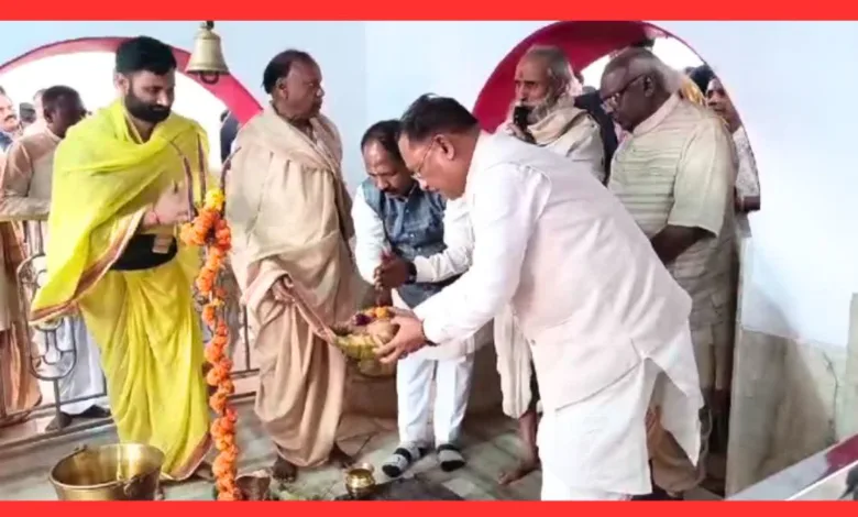 CM Vishnu Deo Sai, श्रीकोट आश्रम में गुरुमाता पूर्णिमा जी के विग्रह की प्राण प्रतिष्ठा समारोह में शामिल हुए