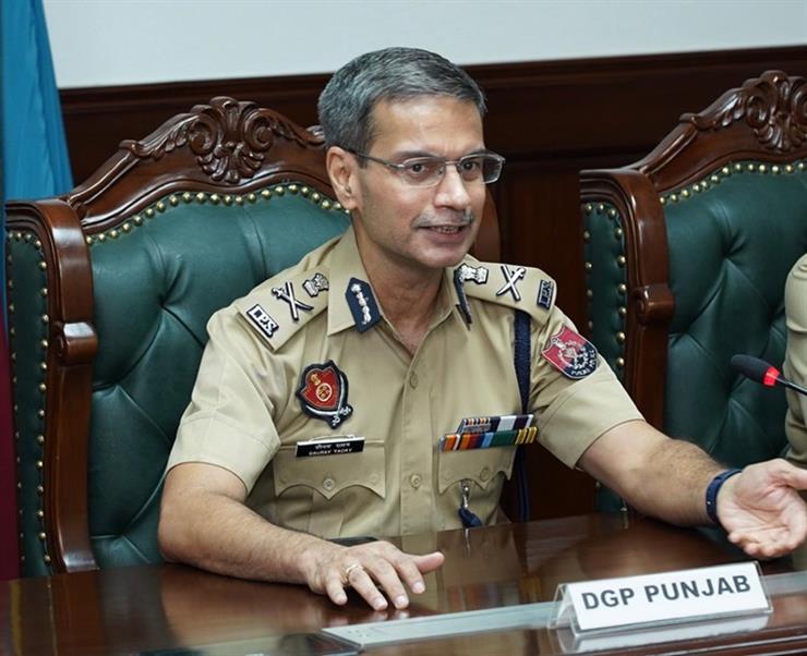 DGP Gaurav Yadav: अमेरिका से भारतीयों को वापस भेजने के मामले में पंजाब पुलिस की एसआईटी ने ट्रैवल एजेंटों के खिलाफ कार्रवाई तेज की