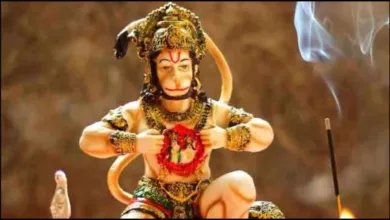 Hanuman Chalisa Niyam: मंगलवार को हनुमान चालीसा पढ़ते समय इन बातों का ध्यान रखें; सही नियम और विधि यहाँ देखें।