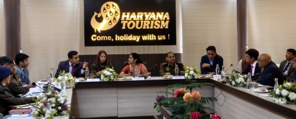 हरियाणा पर्यटन निगम की प्रधान सचिव ने एक समीक्षा बैठक में मेले की तैयारियों पर चर्चा की 1 हरियाणा पर्यटन निगम की प्रधान सचिव ने एक समीक्षा बैठक में मेले की तैयारियों पर चर्चा की