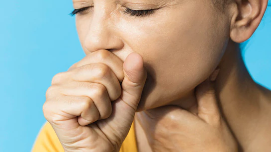 Relief In Cough At Night: रात में बहुत खांसी आने पर क्या करें? आप इन घरेलू तरीकों से राहत पा सकते हैं और गले को आराम मिलेगा 1 Relief In Cough At Night: रात में बहुत खांसी आने पर क्या करें? आप इन घरेलू तरीकों से राहत पा सकते हैं और गले को आराम मिलेगा