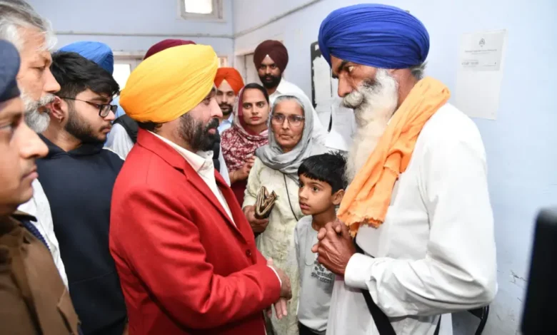 CM Bhagwant Mann का ग्राउंड रियलिटी चेक; सरदुलगढ़ तहसील क्षेत्र और चीमा उप तहसील क्षेत्र का निरीक्षण