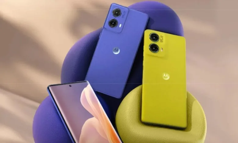 सबसे धांसू ऑप्शन है ये Motorola 5G फोन,  10 हजार रुपये से कम में 