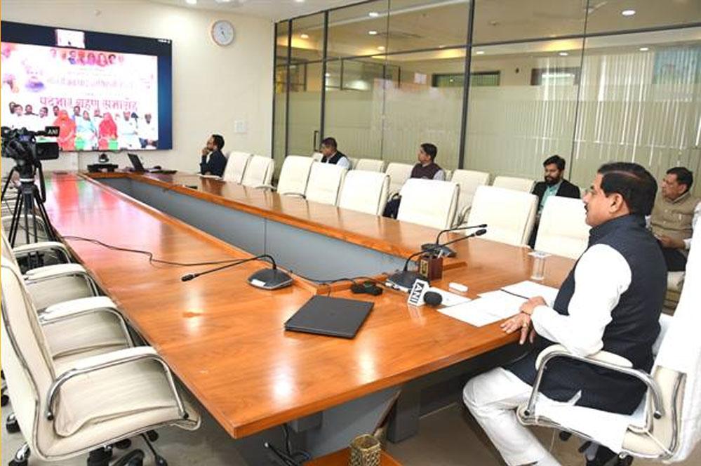 CM Mohan Yadav, जनपद पंचायत उज्जैन की नवनिर्वाचित अध्यक्ष श्रीमती भंवरबाई का पदभार ग्रहण में वर्चुअली