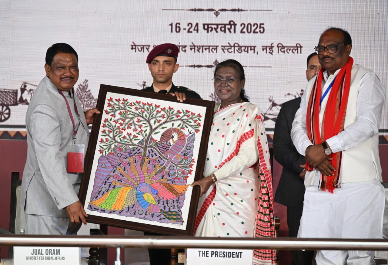 राष्ट्रपति द्रौपदी मुर्मु ने राष्ट्रीय जनजातीय महोत्सव 'आदि महोत्सव' का उद्घाटन किया