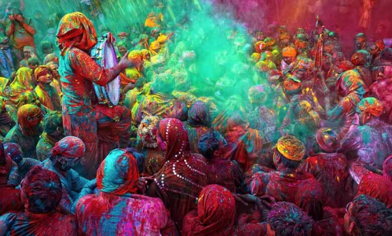 Holi 2025: होली क्यों मनाई जाती है? इससे जुड़ी रोचक पौराणिक कहानियां पढ़ें 1 Holi 2025: होली क्यों मनाई जाती है? इससे जुड़ी रोचक पौराणिक कहानियां पढ़ें