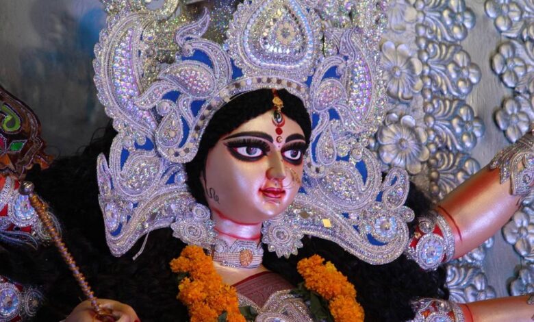Masik Durga Ashtami Upay: मासिक दुर्गाष्टमी पर इन छोटे-छोटे उपायों को करें, देवी दुर्गा के आशीर्वाद से जीवन की हर समस्या दूर हो जाएगी