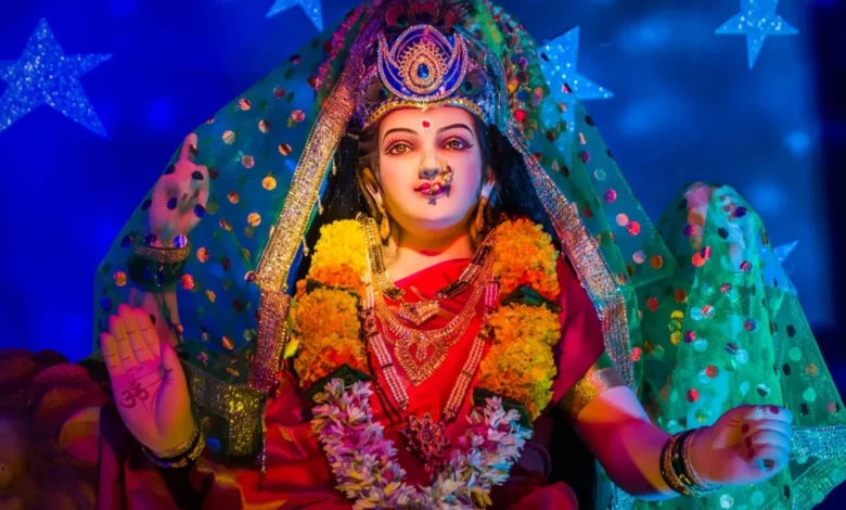 Chaitra Navratri 2025: चैत्र नवरात्रि के नौ दिनों में इन नौ रंगों का खास महत्व है; जानें किस दिन किस रंग के कपड़े पहनें