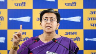 खीर नहीं महिलाओं को 2500 रुपये चाहिए; Atishi ने दिल्ली CM रेखा गुप्ता पर एक बार फिर निशाना साधा