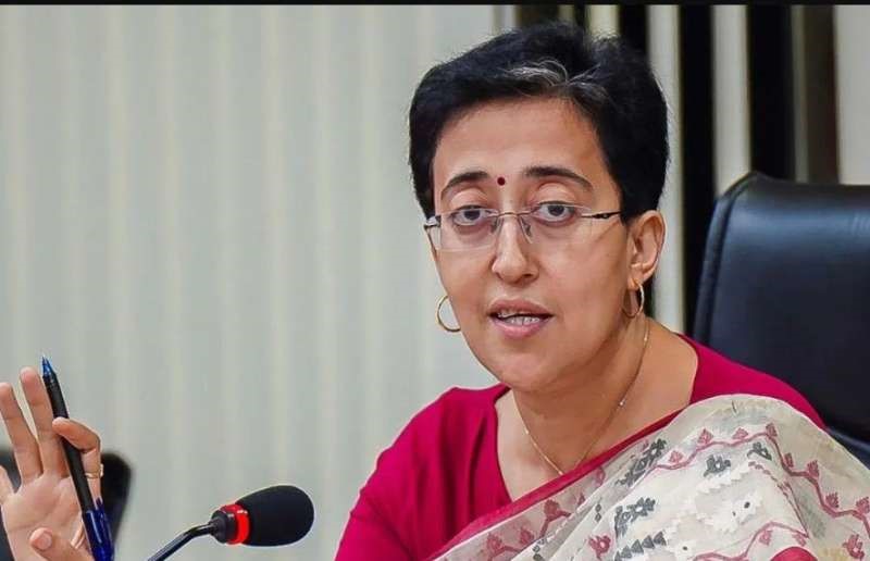 Atishi के सरकार से मुक्त शराब की पेशकश पर चार प्रश्न