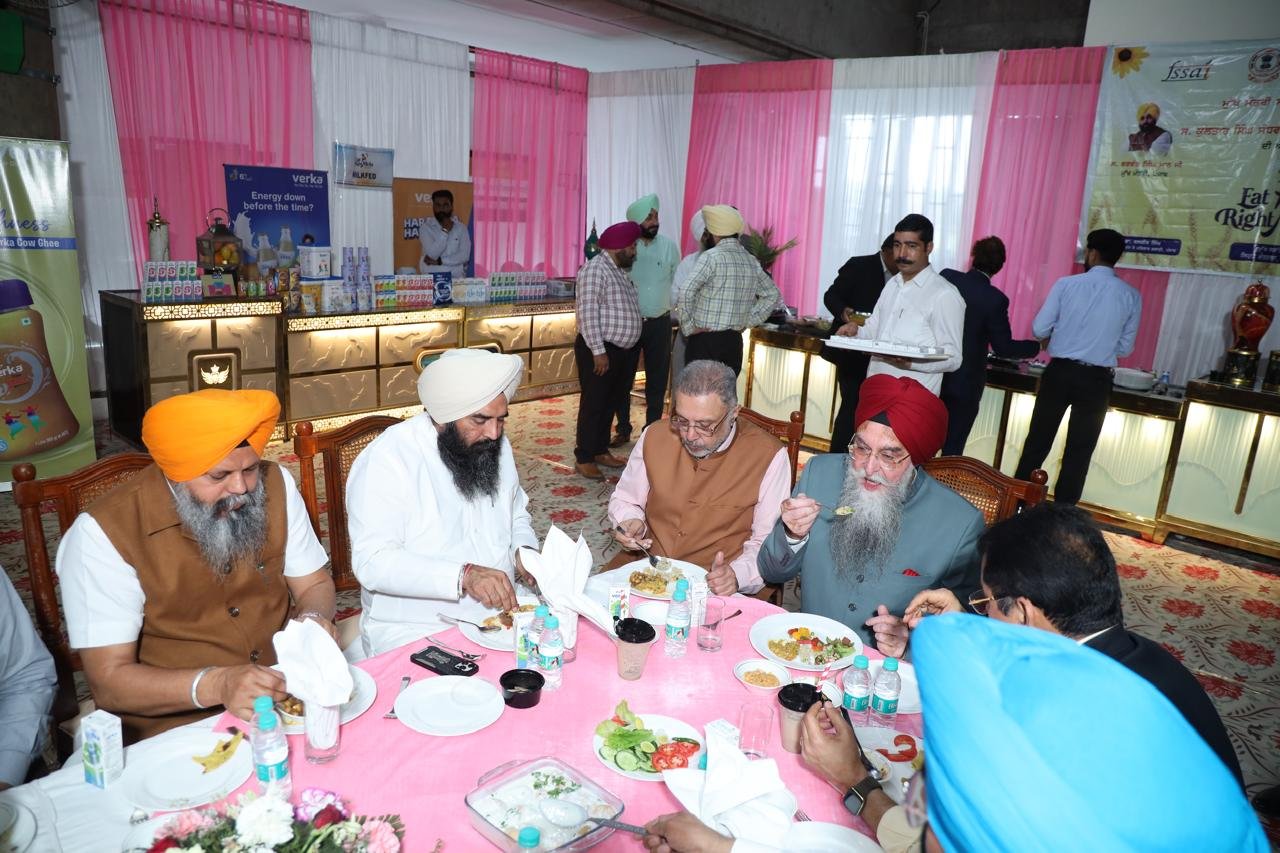 Dr. Balbir Singh: सुरक्षित और स्वस्थ आहार संबंधी आदतों को बढ़ावा देने के लिए पंजाब विधानसभा में “ईट राइट” मेले का आयोजन किया गया