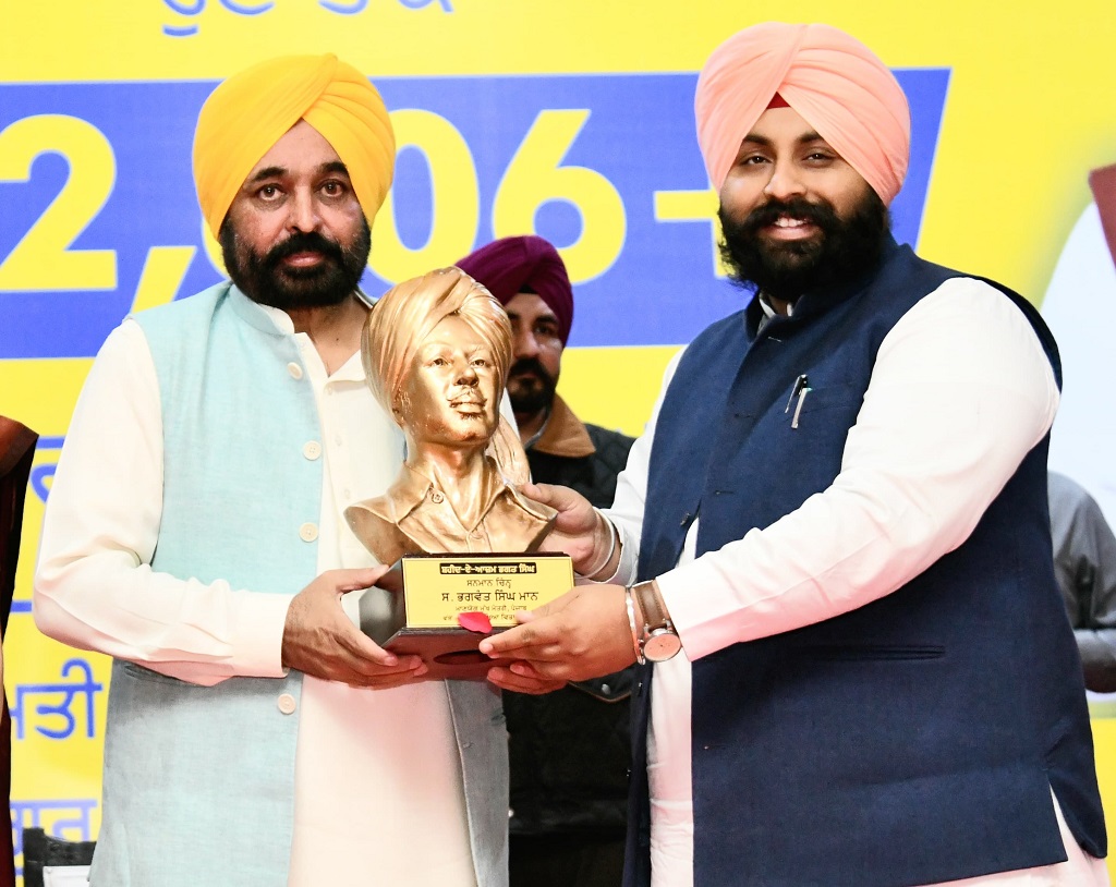 CM Bhagwant Mann ने राज्य के सामाजिक-आर्थिक विकास में युवाओं को अभिन्न हिस्सा बनाने की प्रतिबद्धता दोहराई