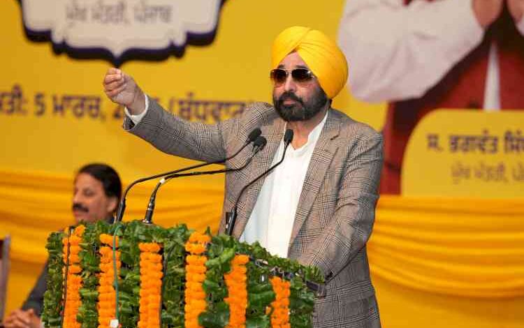 CM Bhagwant Mann: विपक्षी नेता नखरे दिखाकर मुख्यमंत्री आवास पर कब्जा करने को बेताब हैं