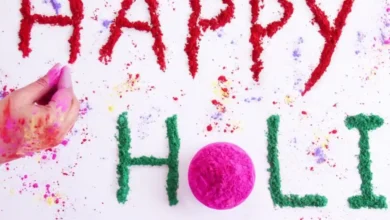 Happy Holi Whatsapp Status: होली की खुशी में झूमें, नाचें और इन चुनिंदा होली मैसेज को अपने दोस्तों से शेयर करें।