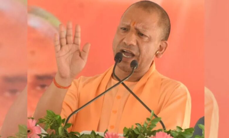 आज मथुरा में लड्डू होली, CM Yogi Adityanath होंगे शामिल, 40 दिन के ब्रज रंगोत्सव में कब क्या आयोजन 1 आज मथुरा में लड्डू होली, CM Yogi Adityanath होंगे शामिल, 40 दिन के ब्रज रंगोत्सव में कब क्या आयोजन