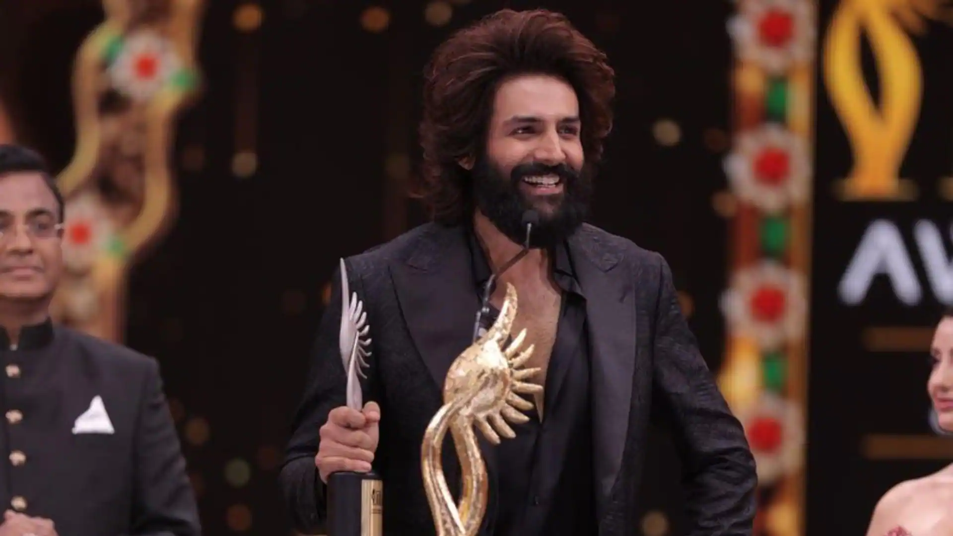 IIFA Awards 2025: इस फिल्म का रहा दबदबा; कार्तिक आर्यन ने बेस्ट एक्टर का अवॉर्ड जीता, देखें विजेताओं की पूरी सूची।