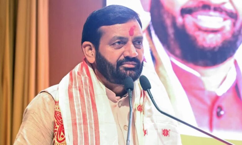 हरियाणा सरकार ने "डंकी रूट" पर सख्त हुई, पकड़े जाने पर खैर नहीं एजेंट की 1 हरियाणा सरकार ने "डंकी रूट" पर सख्त हुई, पकड़े जाने पर खैर नहीं एजेंट की