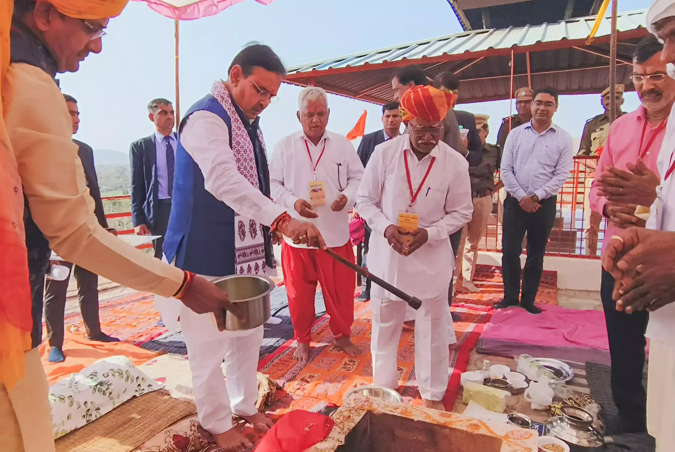 CM Bhajanlal Sharma का डूंगरपुर दौरा- मंदिरों से भारत की आध्‍यात्मिक कीर्ति दुनियाभर में फैली आस्‍था धामों का कायाकल्‍प कर रही राज्य सरकार