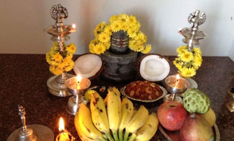 Shiv Puja: शिव की पूजा में इन चीजों का इस्तेमाल भूलकर भी न करें, वरना भोलेनाथ आपसे नाराज हो जाएंगे