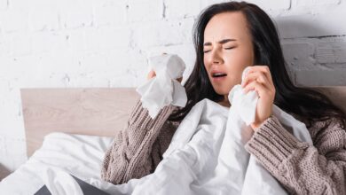 Sneezing Indicate: छींक आना शुभ है या अशुभ? किस बात का संकेत मिलता है