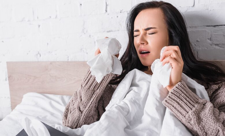 Sneezing Indicate: छींक आना शुभ है या अशुभ? किस बात का संकेत मिलता है