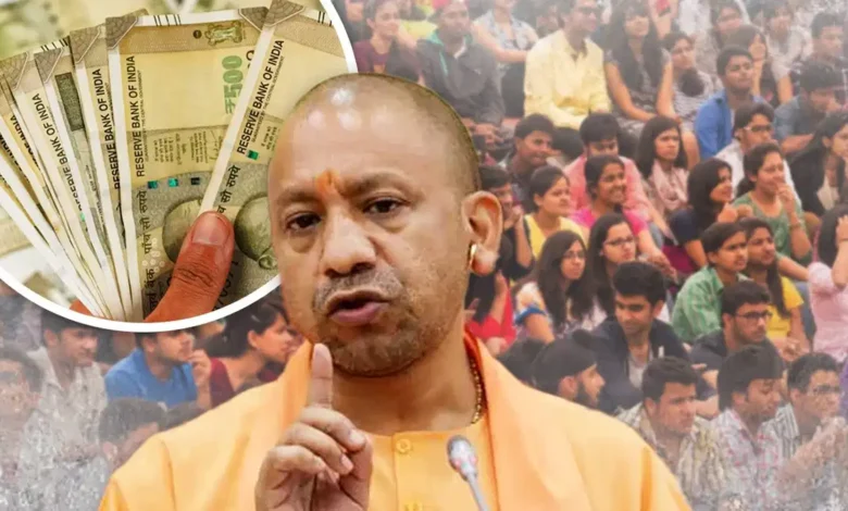 CM Yogi Adityanath ने सैकड़ों युवाओं को पांच-पांच लाख रुपये का बिना ब्याज और गारंटी वाला लोन दिया, मिलेगी सब्सिडी भी