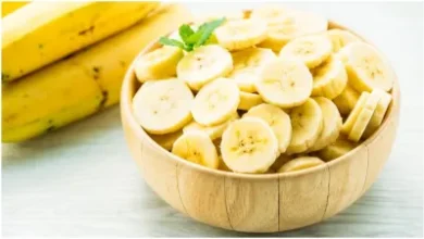 Banana For Stomach: नियमित रूप से इस फल का सेवन करने से पेट की समस्याएं दूर हो जाएंगी और आपको अनेक लाभ मिलेंगे