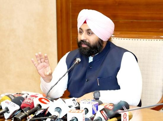 Harjot Singh Bains: पंजाब में 'स्कूल मेंटरशिप प्रोग्राम' शुरू, शीर्ष नौकरशाह सरकारी स्कूल के छात्रों को देंगे मार्गदर्शन