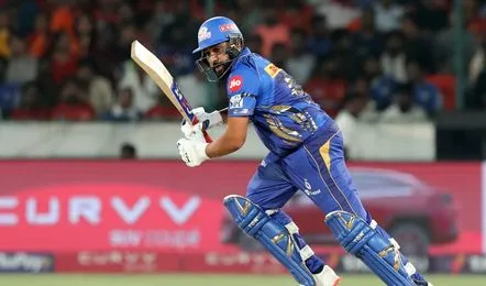 Rohit Sharma ने T20 क्रिकेट में ऐसा करने वाले पहले भारतीय बनकर इतिहास रच दिया